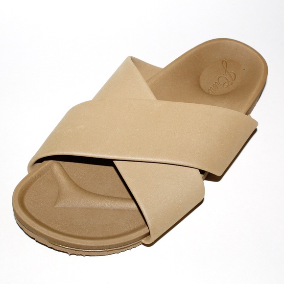 J. Crew Marina Waterproof Cross-Strap EVA Sandals - Picture 5 of 15